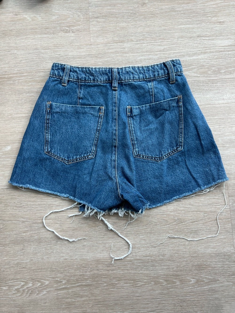 Zara Blue Denim Skort with Frayed Hem - Picture 4 of 6